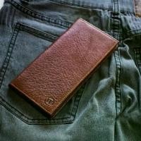 ราคา WALLER THAILAND กระเป๋าสตางค์หนังแท้ สีน้ำตาลแดงใบยาวหนังวัว (1730874720112380172)