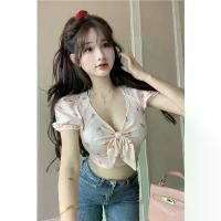 ราคา เสื้อครอปรัดรูป สไตล์ชาแนล สำหรับผู้หญิง ใส่หน้าร้อน คอวีลึก แขนพัฟ เสื้อเบลาส์จิ๋ว สไตล์ Y2K สวย waffle flefle เสื้อ ใส่ เล่น สงกรานต์ ตาข่าย เสื้อ กันยูวี เสื้อ ฮาวาย ล (1732298641651042448)