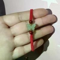 ราคา จี้ผีเสื้อหยกเหอเทียน สีธรรมชาติ พร้อมการออกแบบชาด แฮนด์เมด เชือกสีแดงถัก มูลค่าสูง สไตล์เฉพาะ เหมาะสำหรับคู่รัก เสน่ห์นำโชค ด้าย แดง ข้อมือ เลส สร้อย เสริม ดวง ความรัก มงคล นํา (1732306802517378989)