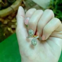 ราคา Titapa jewelry แหวนเพชร80ตังล้อมเพชร2เม็ด ก้านปรับได้นิดหน่อยแบบโมเดิร์นใส่สวยเต็มนิ้วมาใหม่เพชรสวยมากน้ำเพชรขาวใสวิ้งๆน้ำ100คัดทุกเม็ดเหลี่ยม H&A น้ำลึกสวยเล่นไฟระยิบระยับงานปรา (1732459097671370259)