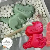 ราคา COD (พร้อมส่ง) แม่พิมพ์ซิลิโคนสามมิติ พิมพ์ช็อคโกแลต วุ้น เค้กทุบ แม่พิมพ์ไดโนเสาร์ ขนาด 17 เซนติเมตร breakable cake mold (1731948207769355509)