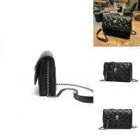 ราคา กระเป๋าถือ Retro Black Quilted, Kurt Geiger, พร้อมรายละเอียดโซ่อินเทรนด์, กระเป๋าสะพายขนาดเล็ก (1732054587384039418)