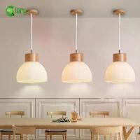 ราคา Drop Light Japanese Retro Style โคมไฟแขวนโมเดิร์น โคมไฟรูปซี่โครงแก้วนม ฐานไม้กระจกฝ้าสีขาว โคมไฟแขวนปรับระดับได้ สำหรับห้องรับประทานอาหาร ห้องนั่งเล่น ห้องนอน (1731395552614778007)