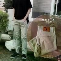 ราคา MEDIA กางเกง ชิโน ขายาว ผ้าสี ผ้ายืด ผู้ชาย ทรงกระบอกเล็ก สีกากี / กรมท่า / ดำ / เขียวเข้ม (SN:C802) (1729672796303755298)