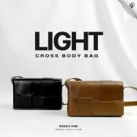 ราคา COD DOUBLE NINE : LIGHT BAG กระเป๋าสะพายข้างแบบสาน (1731234912759023499)