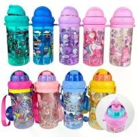 ราคา กระติกน้ำเด็กหลอดเด้ง 430ml. มีสายสะพาย ขวดน้ำลายการ์ตูน ไปโรงเรียน BPA Free Water Bottle (1732298739597477160)