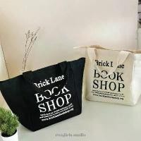 ราคา canvas bag กระเป๋าผ้าใบกระเป๋าถือ ผ้าใบ British Museum สุดฮิต ใบเล็ก พร้อมส่ง ขายร้อน (1732314743778151330)