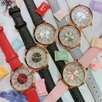 ราคา ขาย ร้อน นาฬิกา GUESS หน้าปัด Glitter เลขโรมัน สายหนัง งานปั๊ม *** สินค้าใหม่ พร้อมส่ง นาฬิกาเข็ม สไตล์ Classic สายหนัง (1731900583393199630)