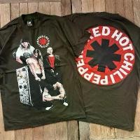 ราคา เสื้อวงRed Hot Chili Peppers เต็มวง หลังBigโลโก้ ป้ายGiant ตอกปี1998 ผ้าดำเฟด (1731896128919537827)