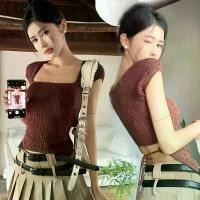 ราคา CHILI#เสื้อครอปไหมพรมแขนสั้น สไตล์เกาหลี คอเหลี่ยม เซ็กซี่ เข้ารูปกับเอวเปิด ตัดด้านบน สีทึบ เสื้อสวมหัว#12359-2 Clothing ผู้หญิง (1729634332639594680)