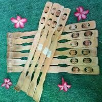 ราคา ไม้เกาหลังพร้อมที่นวด ไม้เกาหลังเอนกประสงค์ ใช้งานง่าย Massage (1729607752617593810)