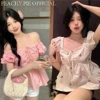ราคา Peachy pie สไตล์ฝรั่งเศส คอเหลี่ยม เสื้อเชิ้ต ผู้หญิง ฤดูร้อน 2025แบบใหม่ สายรัด โบว์ลายพิมพ์ เปิดไหล่ แขนพอง เสื้อ W651 (1732486720735577600)