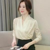 ราคา เสื้อทำงานผู้หญิง(เนื้อผ้ามาใหม่)สไตล์เกาหลีทำงานออฟฟิศใส่สบาย New Fashion Cotton Casual V-Neck Slim-fitting Plain Striped ชีฟอง Clothing (1729872906452633714)