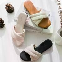 ราคา [COD] รุ่น Balloonรองเท้าแตะสายไขว้หนังนิ่ม รองเท้าแตะผู้หญิง charmol.shoes (1731200463894513212)