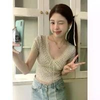 ราคา diary(bratop5021)เสื้อยืดแขนสั้น มีฟองน้ำ หน้าวี ลายดอกเล็กเต็มตัว รัดรูปพอดีตัว ใส่สวย สบาย ลดราคาร้อนแรงประจำเดือนนี้ (1732099808818595064)