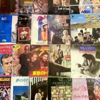 ราคา สุ่มแผ่นเสียง Vinyl 7 นิ้ว เลือกแนวเพลงได้ (เพลงดังสากล / City Pop / Classics) (1730727078200183237)