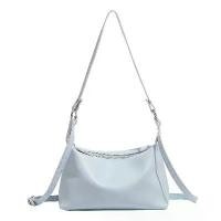 ราคา กระเป๋า Baguette ใต้วงแขน เนื้อผ้า พื้นผิวนุ่ม อเนกประสงค์ ดีไซน์อินเทรนด์ใหม่ กระเป๋าสะพายไหล่เดียวและกระเป๋าสะพายข้าง ทันสมัย สำหรับผู้หญิง กระเป๋าใบเล็ก louis vuitton felix (1731581149983377027)