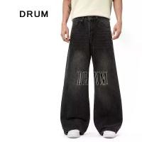 ราคา กางเกงยีนส์ทรงหลวม ปักลาย มีหมุด DRUM สีดำ (1732496081466328102)