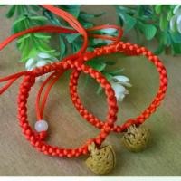 ราคา สร้อยข้อมือทอ, คุ้กกี้พีช, สร้อยข้อมือทอสายสีแดง, สร้อยข้อมือสีฟ้า Walnut พีช, ปีนักษัตร, สายสีแดง (1732323815311640727)