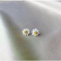 ราคา ต่างหู Chamomile เงินแท้925 สินค้าดี ต่างหูเงินแท้ ต่างหูเงินแท้หรูๆ (1731627390718675481)