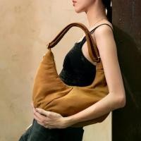 ราคา JIRA - Roamer Original/ Cross Body Bag กระเป๋าถือผู้หญิง กระเป๋าสะพายข้าง ปรับสายสั้นยาวได้ (1732654749366060628)