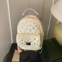 ราคา Xiaoxiang กระเป๋าเป้สะพายหลังหญิง 2025 สไตล์ใหม่แฟชั่นอินเทรนด์เพชรโซ่กระเป๋านักเรียนวิทยาลัย All-Match Hand-Carry Small Backpack (1732573641122284921)