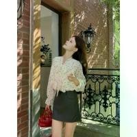 ราคา เสื้อเชิ้ตผู้หญิง ลายจุด แขนยาว บาง กันแดด มีฐานลูกไม้ เสื้อเบลาส์ ผูกโบว์ เสื้อชีฟอง เสื้อฤดูร้อน สำหรับสุภาพสตรี (1731803686375818534)
