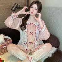 ราคา ชุดนอนกำมะหยี่แขนยาวสำหรับผู้หญิง คอลเลคชั่นฤดูใบไม้ร่วงฤดูหนาวปี 2025 สไตล์สาวหวาน ปักลายวัง พร้อมเสื้อคาร์ดิแกนลูกไม้ ชุดนอนกำมะหยี่สีทอง ชุดนอน (1732661313678050684)