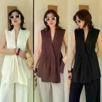ราคา พร้อมส่ง ครบสี PLEATED VNECK SUIT BLOUSE #1039 x2 เสื้อคอวีแขนล้ำ เสื้อแขนกุด คลุม สูท ทรงสวย ออกงาน ทำงาน (1732574171285128212)