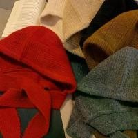 ราคา หมวกไหมพรม หมวกไหมพรม อบอุ่น หมวกถัก สีแดง หมวกบีนนี่ ดีไซน์เรียบง่าย เหมาะสำหรับผู้หญิงและเด็กผู้หญิง (1732497860638312156)