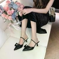 ราคา รองเท้าแตะเปลือย, แฟชั่นสตรี, รองเท้าส้นสูง, รองเท้าสั้นสีขาว, รองเท้าส้นสูง, รองเท้าส้นเตี้ย, สีขาวผ้าซาตินกลางส้น, พร้อมโบว์ผูกโบว์อเนกประสงค์, เหมาะสำหรับรองเท้าแตะเปลือย (1732366406701516419)