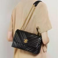 ราคา กระเป๋าหนังแท้สายโซ่ กระเป๋าใบเล็กสไตล์ชาแนล กระเป๋าทรงสี่เหลี่ยมเล็กเกาหลี กระเป๋าสะพายไหล่ผู้หญิงแบบเรียบง่ายและสง่างาม กระเป๋าสะพายข้าง วัสดุหนังวัว เหมาะสำหรับทำงาน ช้อปปิ้ง (1732461084382561646)
