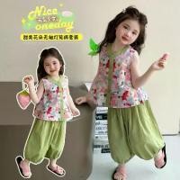 ราคา ชุดกางเกงโคมไฟ สาวหวานและน่ารัก แห้งเร็ว กันแดด ไวท์เทนนิ่ง ครีมกันแดด ของขวัญที่ดีที่สุด สไตล์ภาพสีน้ำมัน (1731874075086653260)