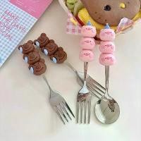 ราคา พร้อมส่ง (เซตคู่) ช้อนส้อม Little Bear / Piggy น้องหมี และ หมูน้อย ช้อนส้อมน่ารัก ชุดเซต Spoon Fork 15011 หม้อ แขก หม้อพาสตา อลูมิเนียม (1732452615796721631)