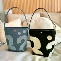 ราคา กระเป๋าถัง Niche ไทย, ความจุมาก, กระเป๋าสะพายพิมพ์ลาย, กระเป๋าใต้วงแขน, สำหรับผู้หญิง, เปิดตัวในปี 2025 ถุง ใส่ ลูกอม ถุง จีบ ใส ใส่ ขนม bao bei ถุง จีบ ใส ใส่ ขนม ถุง (1732557296976430989)