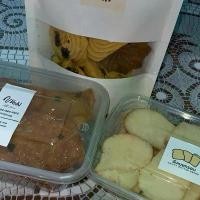 ราคา ขนมกรุบกรอบ (คุกกี้ ปังกรอบ โรตีกรอบ) (1732633639629064164)