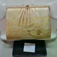 ราคา กระเป๋าถือออกงานสีชมพูอ่อน ปักลายดอกไม้สีทอง กระเป๋าคล้องมือ กระเป๋ามือสอง ถั่ว ลายเสือ wownut ราคา ถูก คุณภาพ เต็ม ร้อย (1732059720316323583)