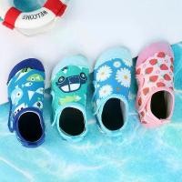 ราคา รองเท้าชายหาดสำหรับเด็ก กันลื่น พื้นนุ่ม เหมาะสำหรับดำน้ำ ดำน้ำตื้น ว่ายน้ำ รองเท้าเด็กทารก รองเท้าสวนน้ำ รองเท้าลุยชายหาด (1731710179898394363)