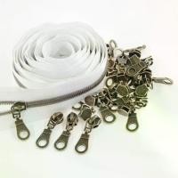 ราคา ซิปโลหะไนลอน, #5, สีบรอนซ์โบราณ, 10 หลา, เทปสีขาว, พร้อมตัวเลื่อนบรอนซ์โบราณ 25 ชิ้น, เหมาะสำหรับเย็บผ้า DIY, ช่างตัดเสื้อ, งานฝีมือ, กระเป๋า, ขายส่งจากลาน (1731611439328232552)