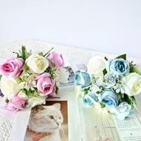 ราคา ช่อกุหลาบประดิษฐ์ ดอกไม้ประดิษฐ์ งานฝีมือ ยาวพอเหมาะ เหมาะสำหรับตกแต่งบ้าน ช่อดอกกุหลาบ (1732507628854543372)