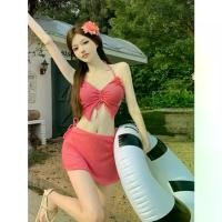 ราคา ชุดบิกินี่สามชิ้น สไตล์ INS สดใส น่ารัก และเซ็กซี่ กุหลาบแดงเซ็กซี่หวาน เหมาะสำหรับชายหาดและวันหยุดพักผ่อน สไตล์ดาราอินเทอร์เน็ต ชุดว่ายน้ำ เทป พราง หน้า ออก แผ่นแปะ เป้า กางเกง ขอบ calvin klein (1731