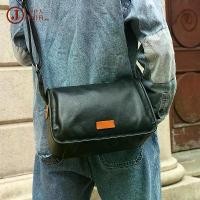 ราคา กระเป๋าสะพายข้าง, หนังวัวชั้นบนสุด, ดีไซน์สร้างสรรค์, แฟชั่นวินเทจ, กระเป๋าผู้ชายอินเทรนด์, กระเป๋าสะพายผู้ชาย, หนังแท้, กระเป๋าสะพายข้างระดับไฮเอนด์, แฟชั่นใหม่, กระเป๋าผู้ชายอินเทรนด์ (1732479711217