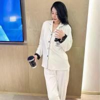 ราคา ชุดรอมเปอร์ Camellia แขนยาว แบรนด์อาวุโส ข้อมือลูกไม้อบอุ่น เหมาะสำหรับฤดูใบไม้ร่วงและฤดูหนาว ชุดใส่อยู่บ้าน ช ุ ด น อ น โ ด เ ร ม ่ อ น เสื้อ กล้าม ผู้ หญิง ใส่ นอน สบาย ๆ ชุด นอน เตย (17321871403699