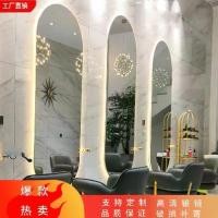 ราคา กระจก LED สำหรับร้านตัดผม โต๊ะเครื่องแป้งสำหรับร้านทำผม มีไฟ คนดังทางอินเทอร์เน็ต ติดผนัง เรียบง่าย ยุโรป สำหรับตัดผม (1729678209638042401)