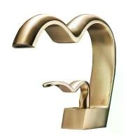 ราคา ก๊อกน้ำตกในห้องน้ำ, วัสดุทองเหลือง, เปิดร้อนและเย็น, ก๊อกอ่างล้างหน้าและอ่างล้างจาน, การออกแบบรูปหัวใจที่สร้างสรรค์, ก๊อกผสมโต๊ะเครื่องแป้งอาบน้ำ, torneira pia ห้องน้ำ (1731162906127010795)