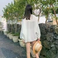 ราคา เสื้อแจ็คเก็ตกันแดด ผ้าชีฟอง สำหรับผู้หญิง มาใหม่ สีขาว ป้องกันรังสียูวี แขนยาว บางและระบายอากาศ อเนกประสงค์ อินเทรนด์ เสื้อโค้ทเครื่องปรับอากาศ [COD] (1731346070617031796)