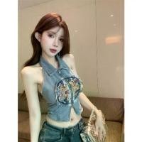 ราคา เสื้อกั๊ก เชือกแขวนคอ เดนิม สไตล์จีนใหม่ สำหรับผู้หญิง ใส่หน้าร้อน ดีไซน์เฉพาะของประเทศไทย สไตล์สาวฮอต ดีไซน์เปลือยหลังเซ็กซี่ เสื้อเกาะอก Women Clothing (1731648699153025185)