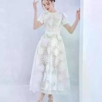 ราคา เดรสปักลาย เรียบหรู สง่างาม สไตล์ซัมเมอร์ใหม่ เดรสเอวบาง ทรงรัดรูป แบรนด์ดีไซเนอร์เฉพาะประเทศเวียดนาม สีขาว A092 (1731335039170677565)