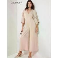 ราคา Lyn around - ชุดจั๊มป์สูท แต่งคัทเอาท์ (A25C2RD008) (1731785652394035401)