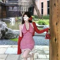 ราคา กระโปรงแขวนลายสก๊อตย้อนยุคสีแดง สไตล์ริมทะเล คอวี กระโปรงเชือกแขวนคอลูกไม้ฤดูใบไม้ผลิและฤดูร้อนของผู้หญิง เหมาะสำหรับเด็ก ชุดคาร์ดิแกน (1731453121898513600)